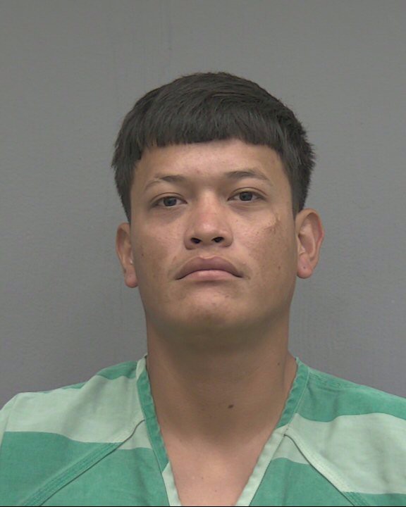 Booking photo of Junior Peraza Hernandez