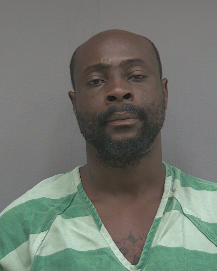 Booking photo of Detron Howell