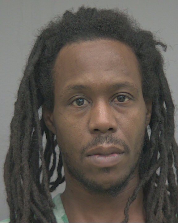 Booking photo of Quinterrius Ash