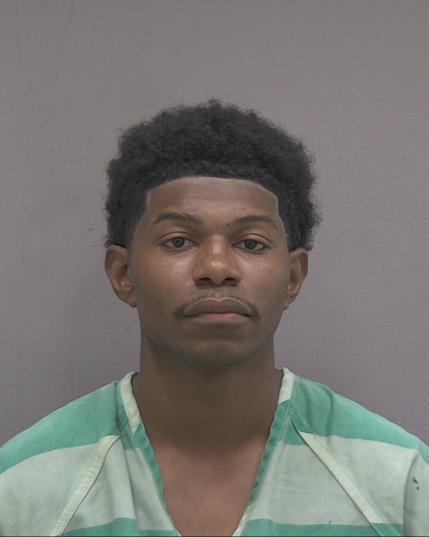 De'shee Starkes booking photo