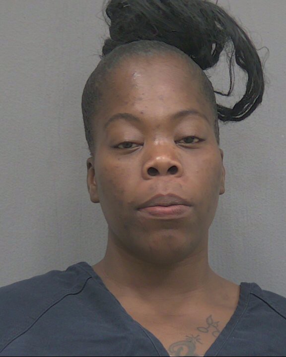 Booking photo of Vandreonna Thompkins