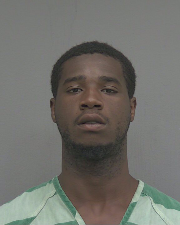 Booking photo of Darien Daniels