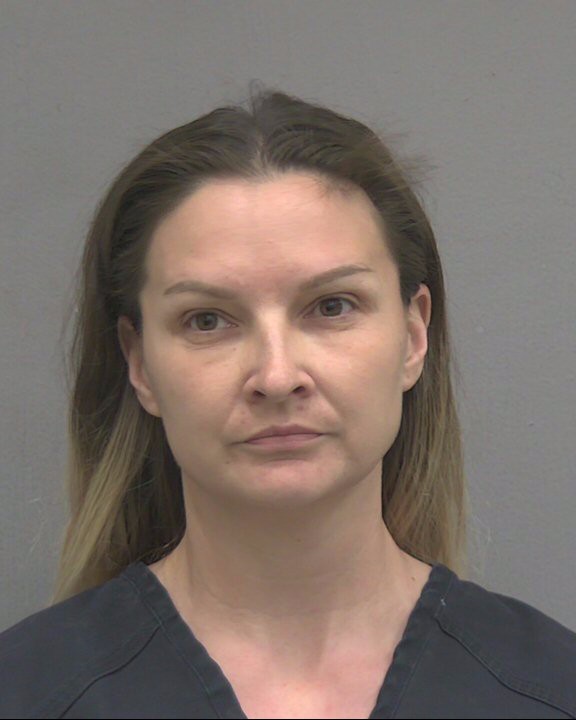 Booking photo of Robyn Mann