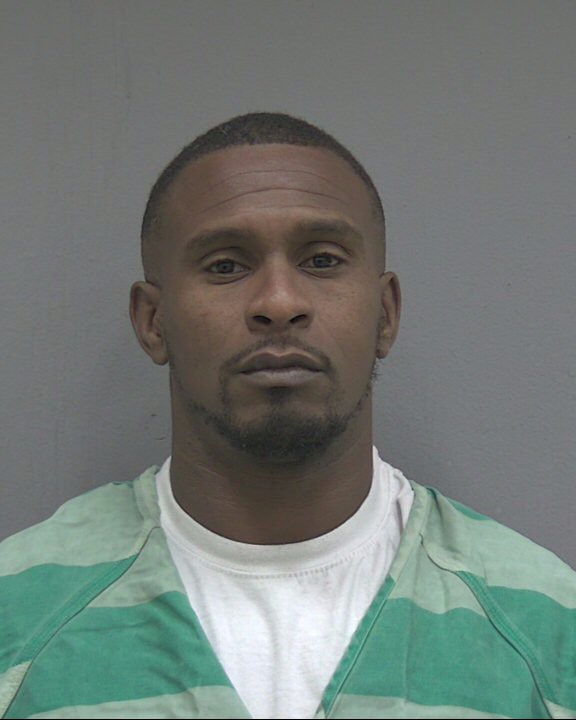 Booking photo of Ronnie Mccray