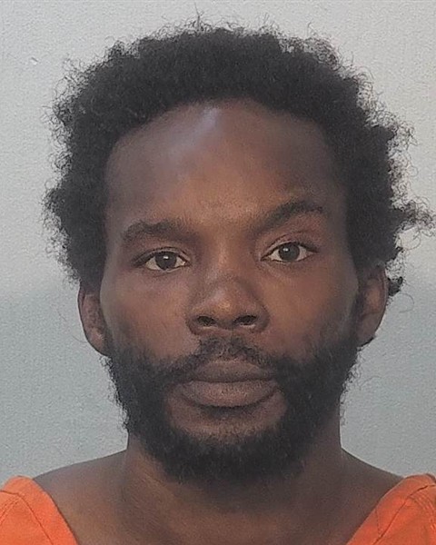 Leonard Riley booking photo