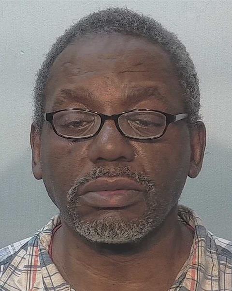 Booking photo of Darren Hearn