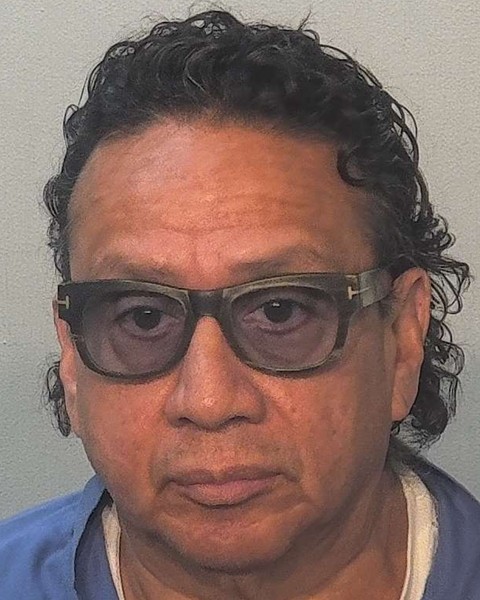 Booking photo of Arnold Mauricio