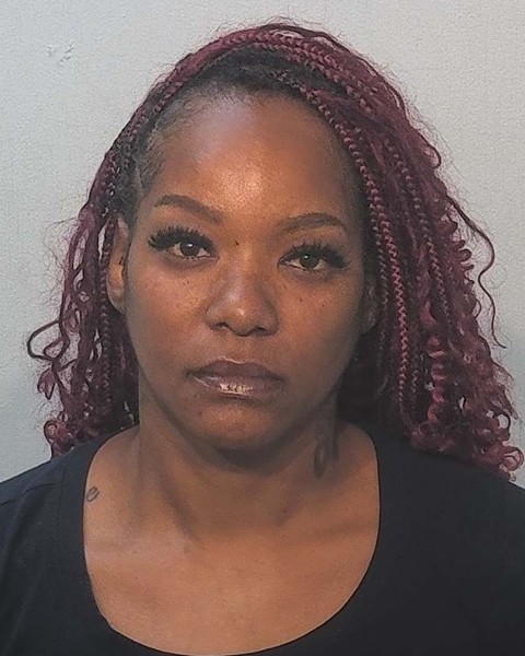 Booking photo of Laquetta Staten