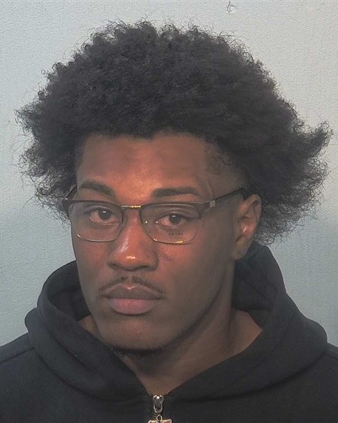 Booking photo of Elijah Johnson