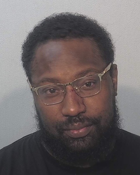 Quasseim Pierce booking photo