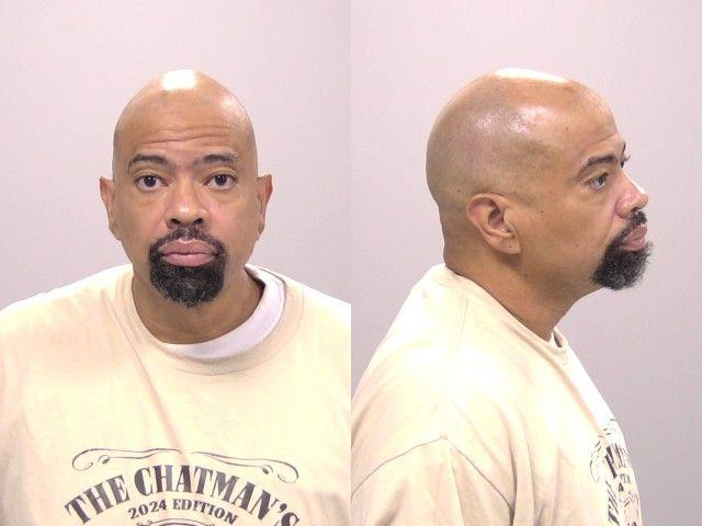 Booking photo of Ronald Chatmon