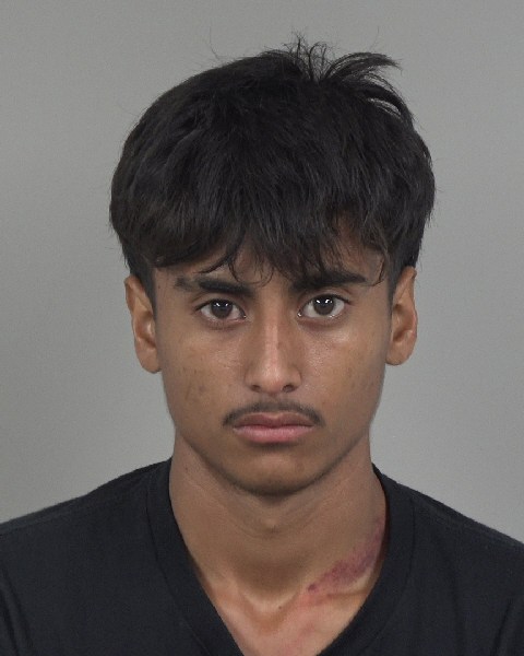 Booking photo of Jonathan Flores Castro