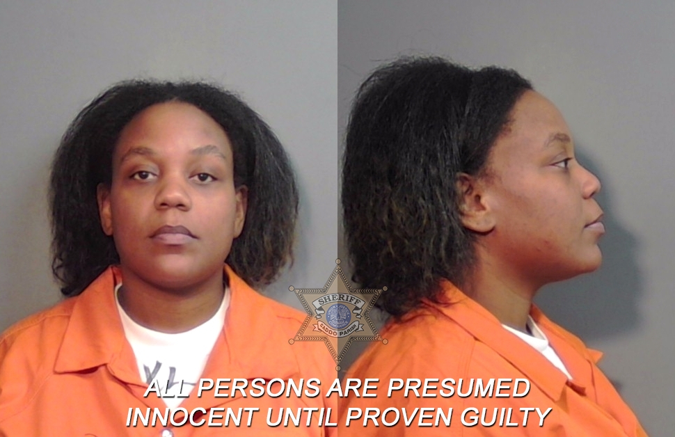 Booking photo of Daisha Keiona Davis