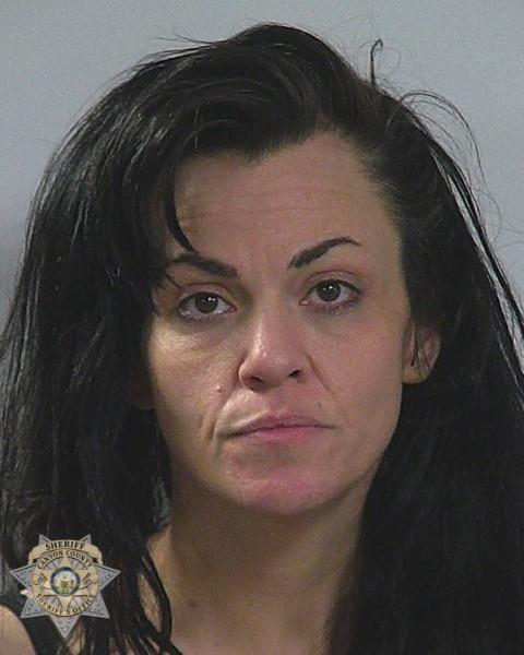 Booking photo of Lyndsey Jo Redburn