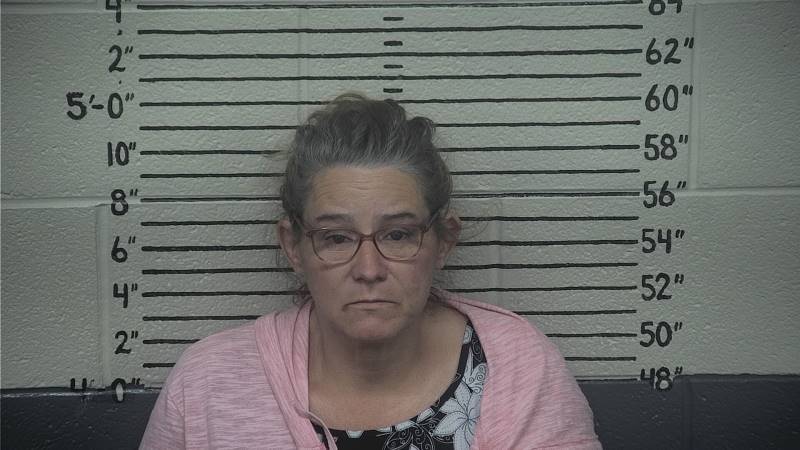 Booking photo of Jennifer Robinette