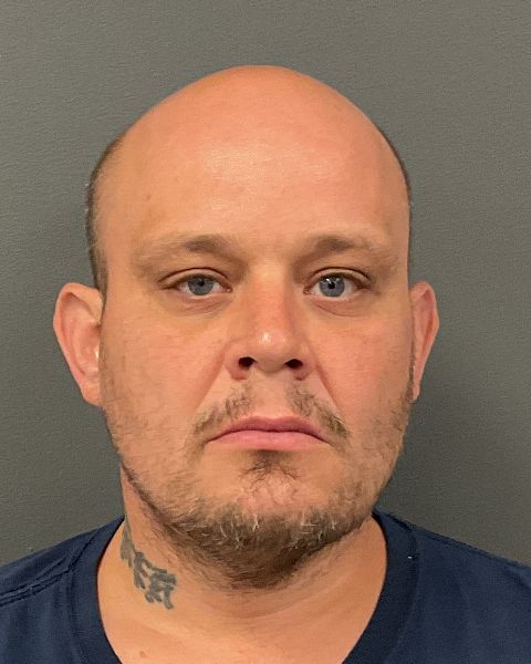 Booking photo of Roger Allen Hellerud