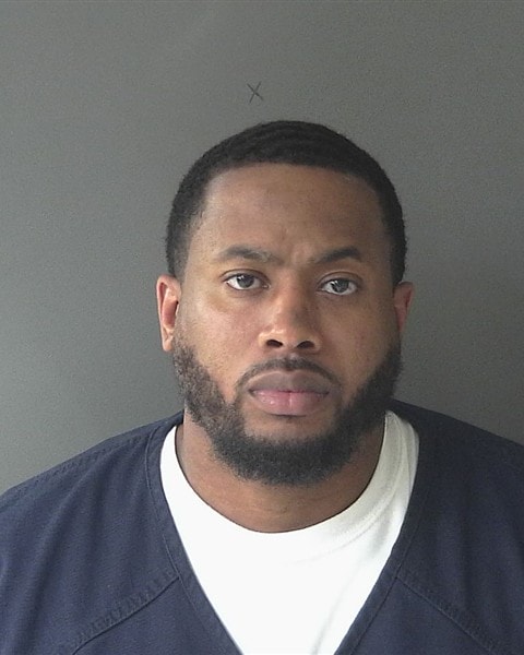 Booking photo of Justin Veal