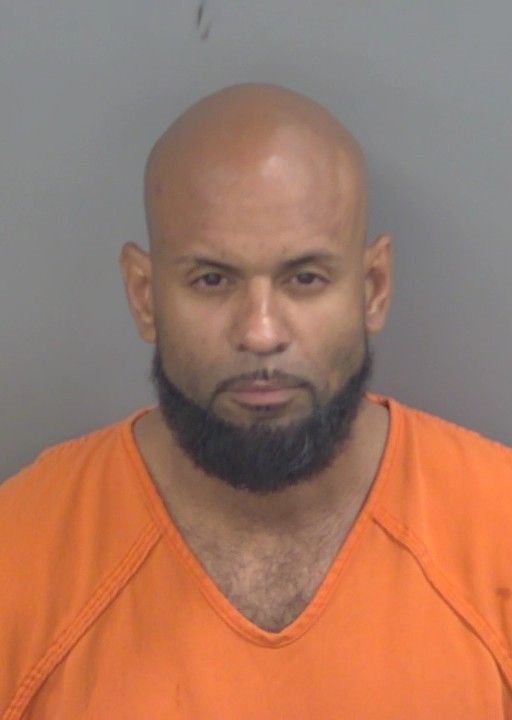 Booking photo of Daniel Oquendo