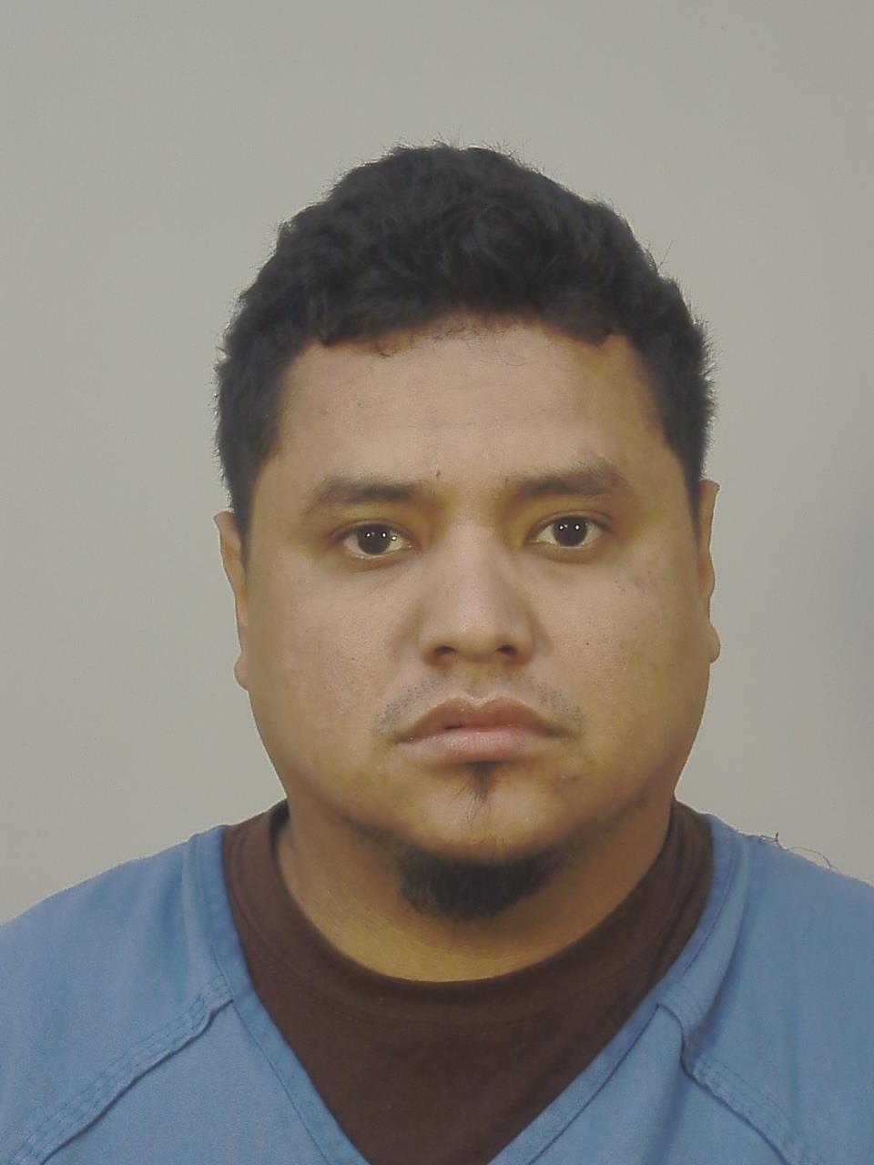 Booking photo of Walter Edwardo Cruz Velasquez