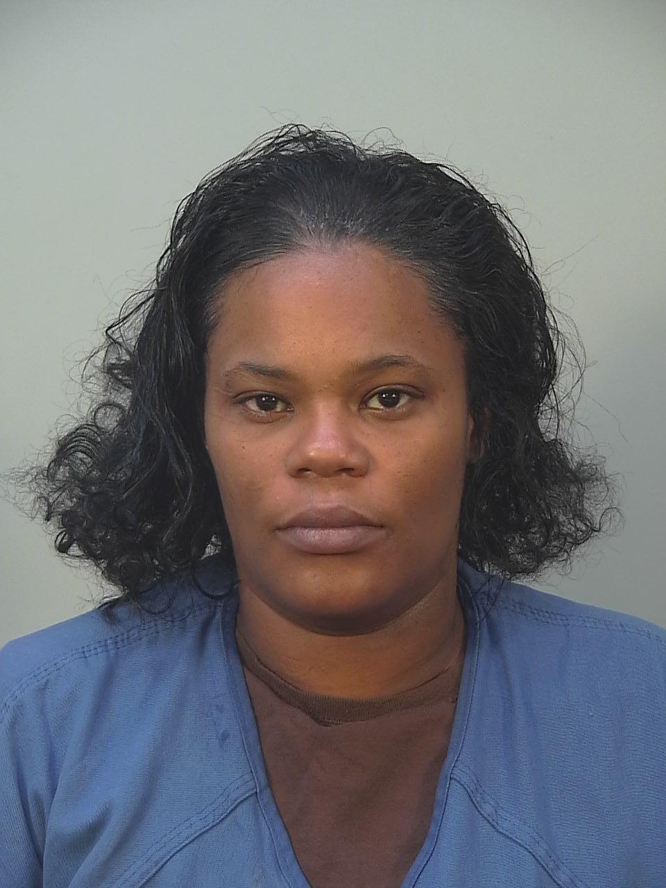 Booking photo of Quiara Nachae Hogan