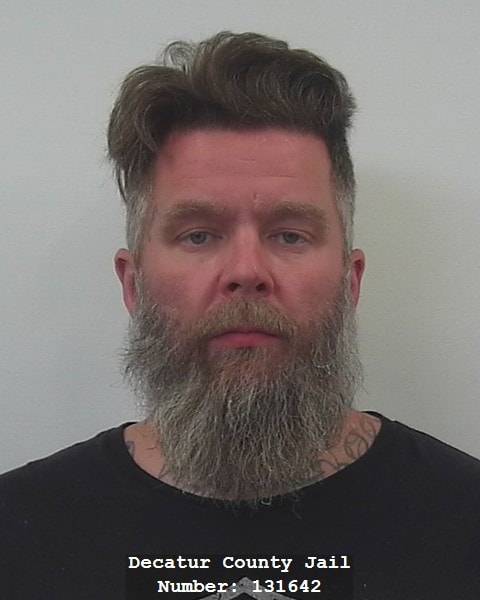 Booking photo of Shane Anthony Schmidt