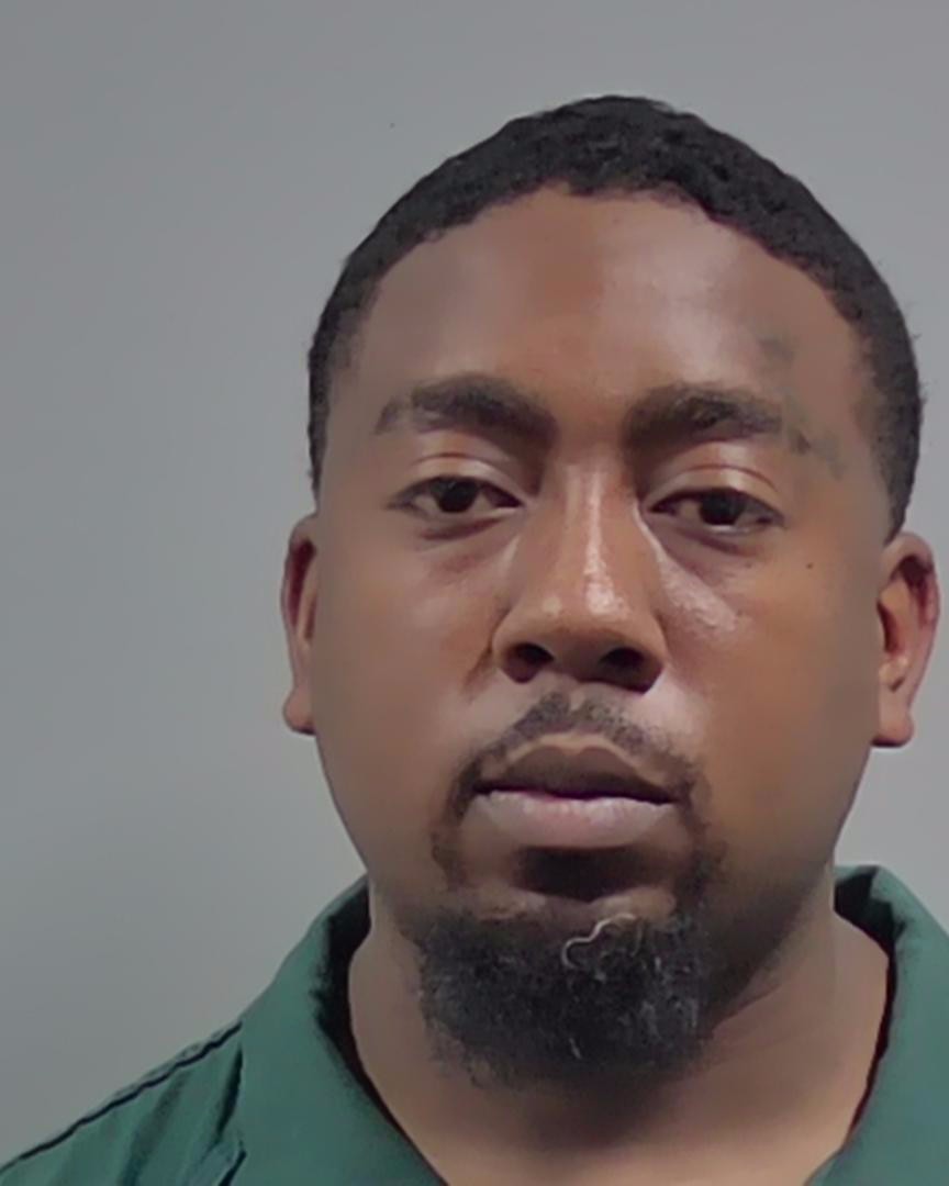 Booking photo of Cordarius Blackmon