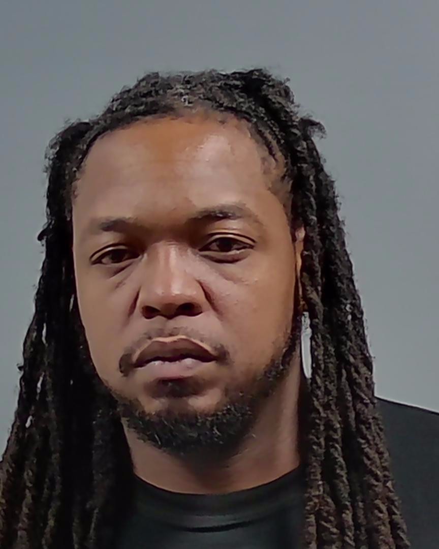 Booking photo of Carlos Mclemore