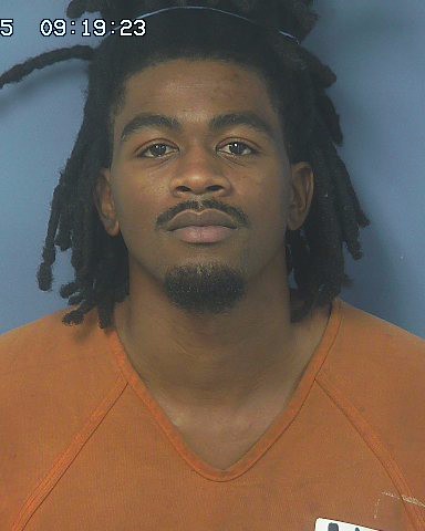 Booking photo of Izavier Davison