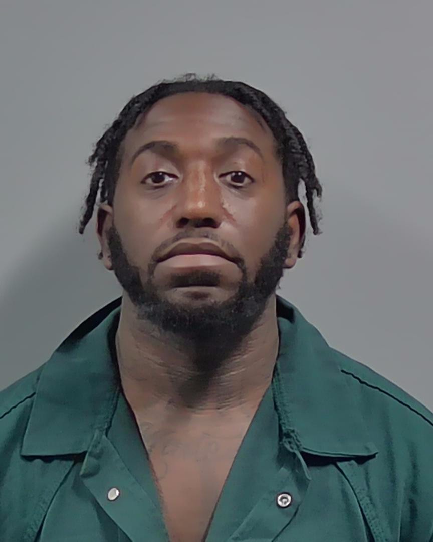 Booking photo of Renard Hollis