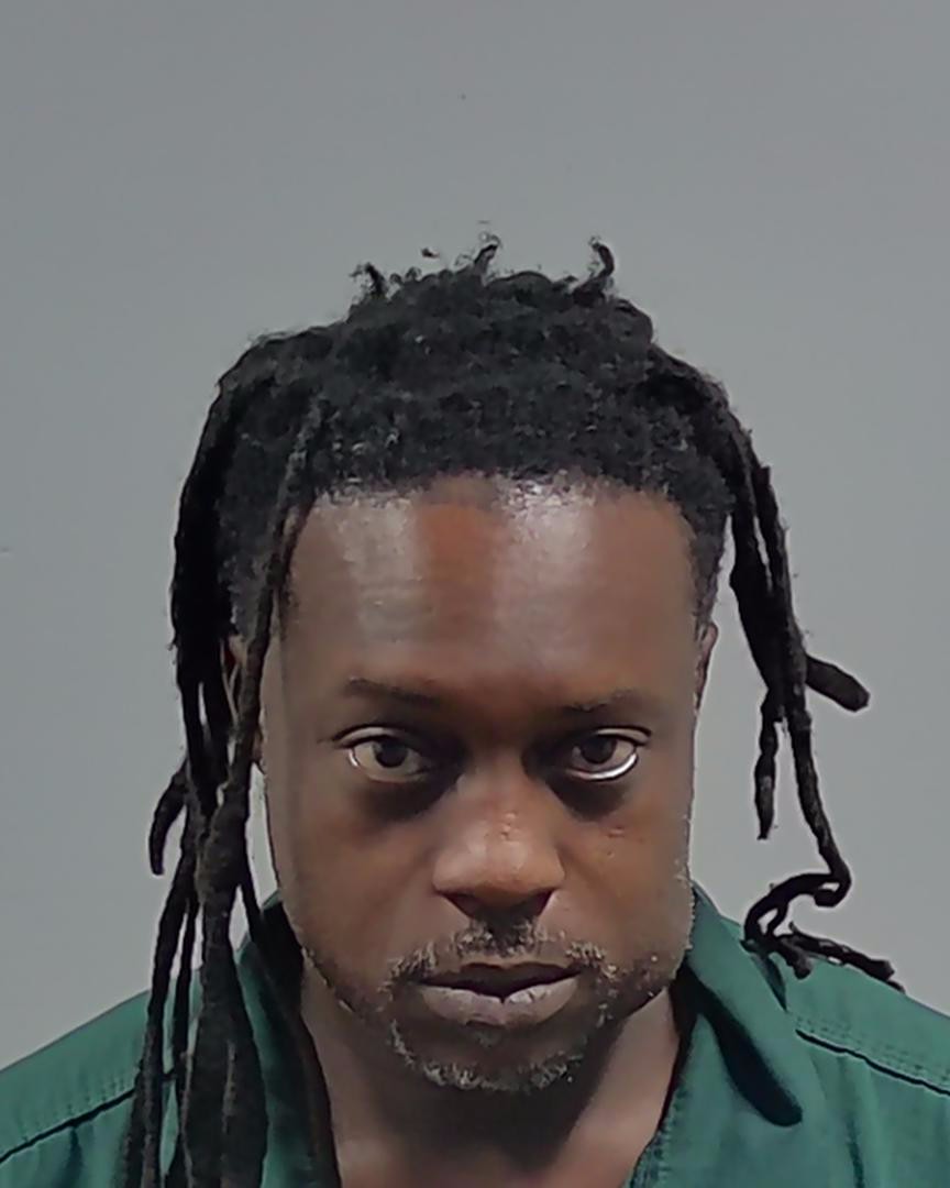 Booking photo of Isaac Gant