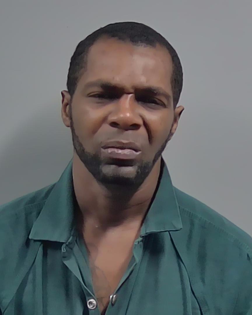 Booking photo of Shawntod Holmes