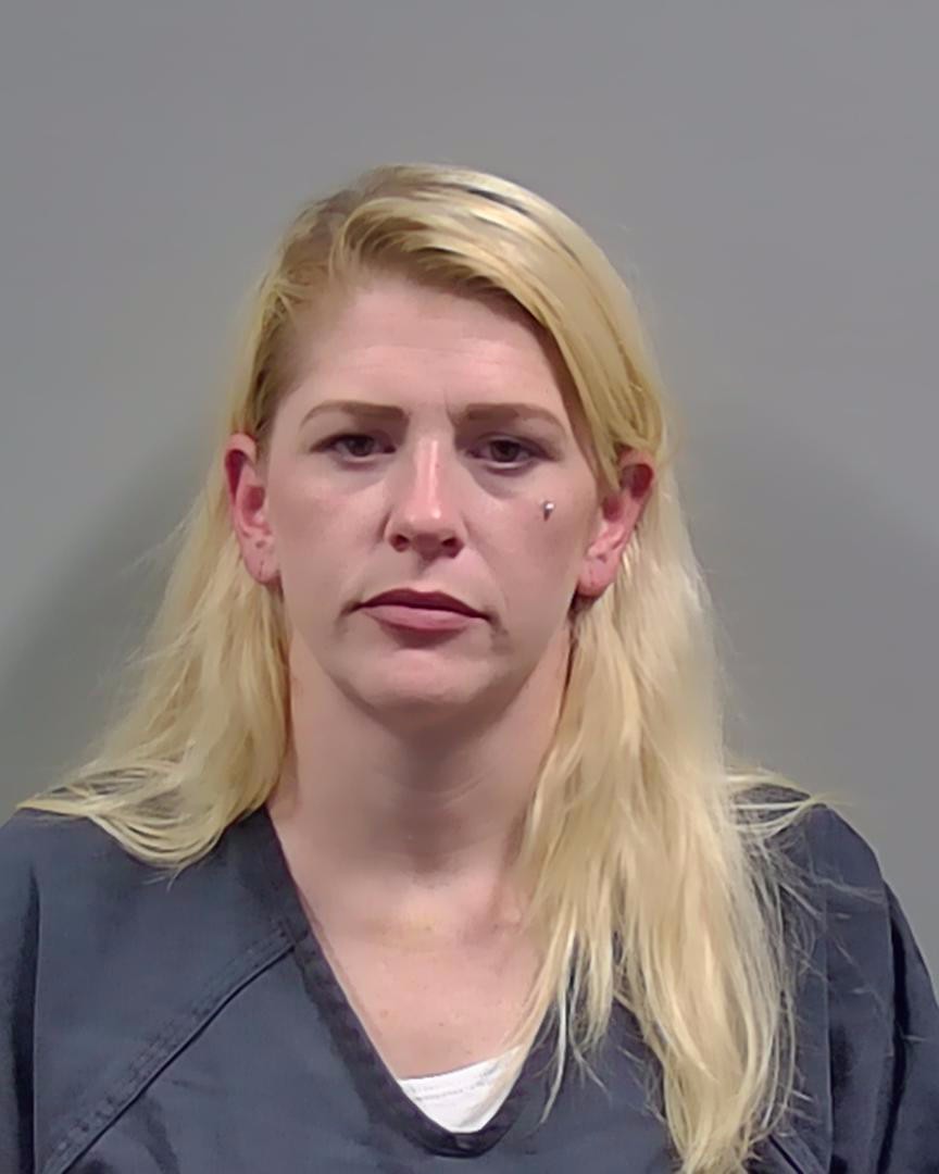 Booking photo of Laura Thele