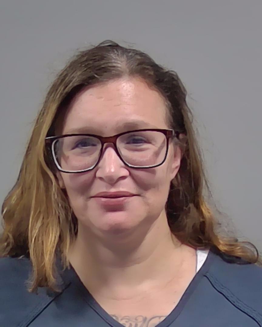 Booking photo of Lauren Pouncey