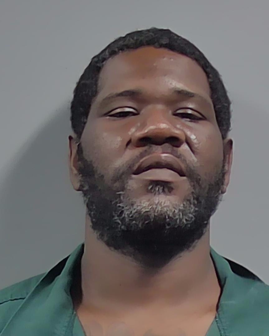 Booking photo of Dondeaio Hosea