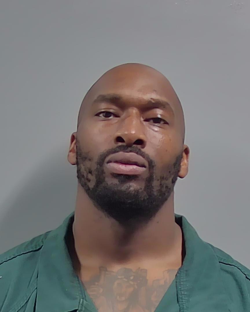Booking photo of Kelvin Clemmons