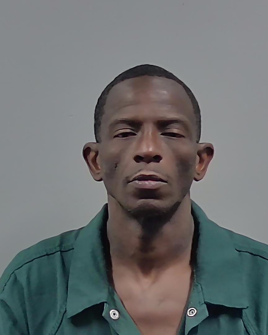 Booking photo of Emale Munlyn