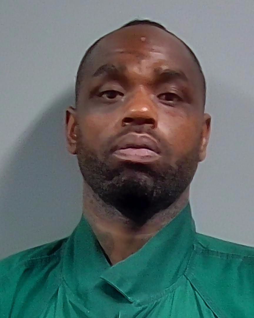 Booking photo of Emmanuel Jones