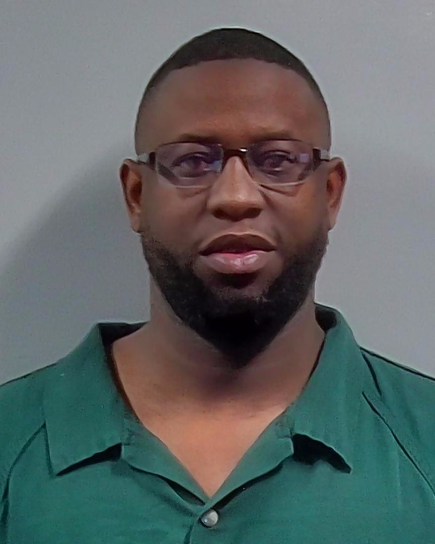 Booking photo of Antonio Curry