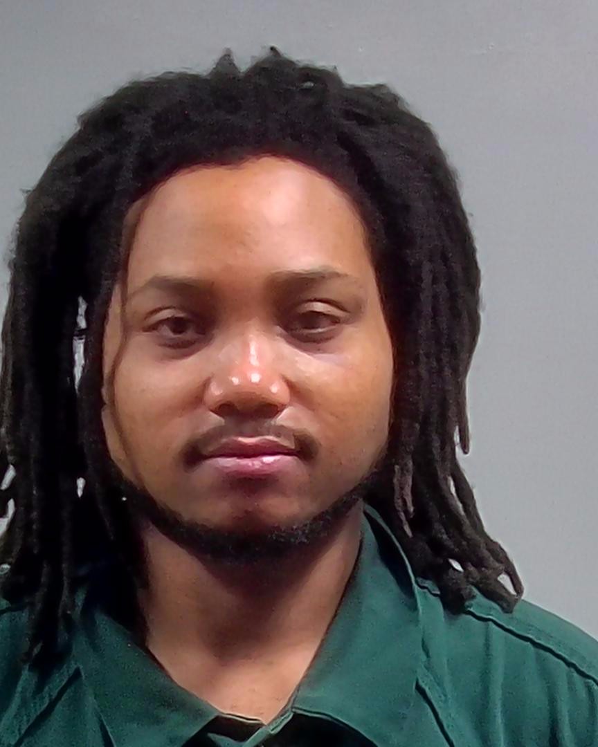 Booking photo of Davarius Brown