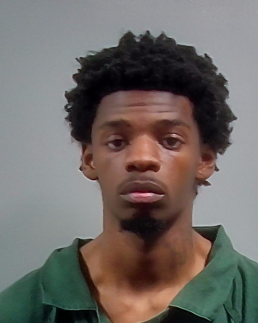 Booking photo of Amareion Sanders