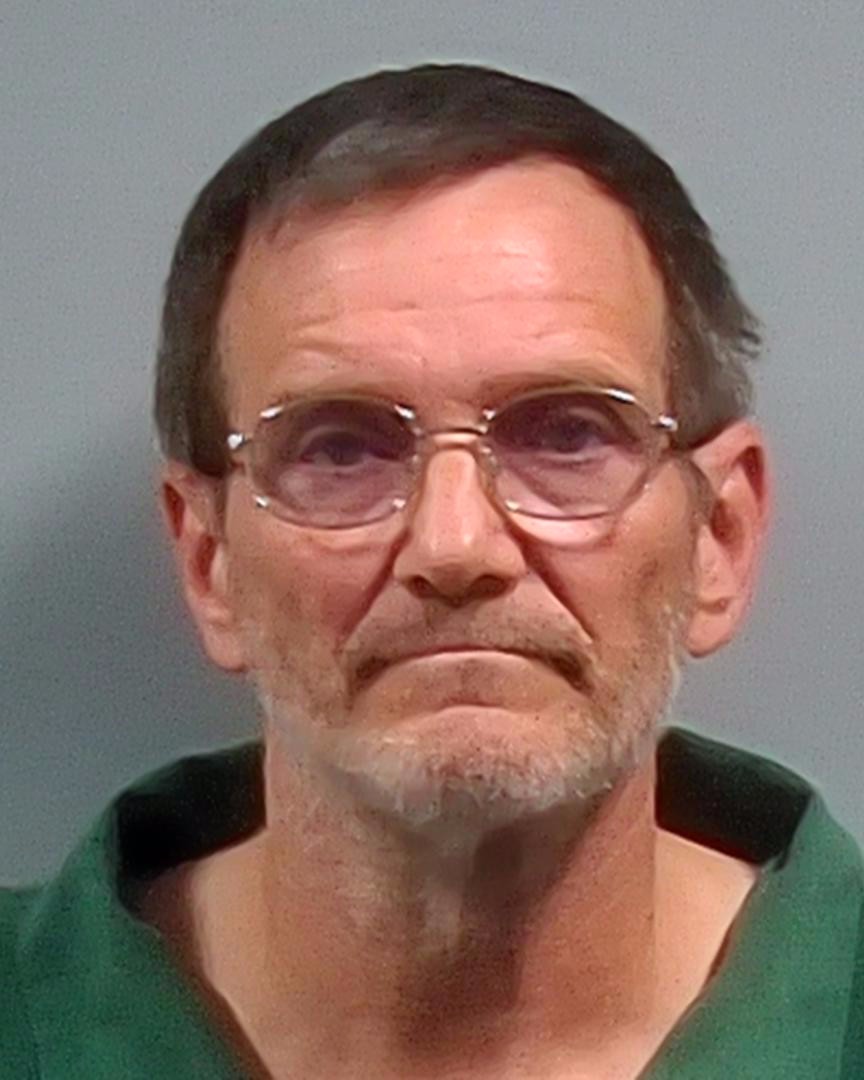 Booking photo of Michael Holmes