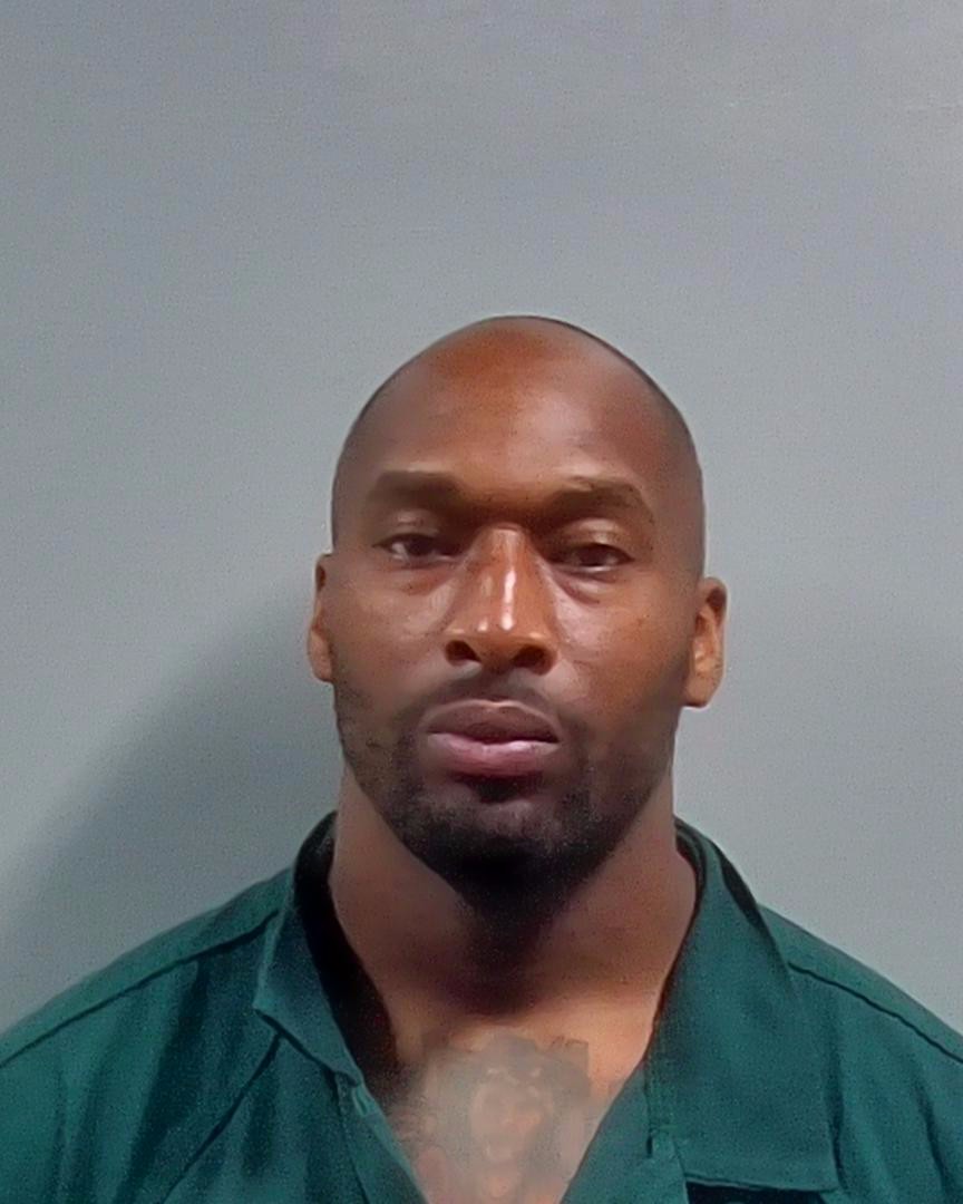 Booking photo of Kelvin Clemmons