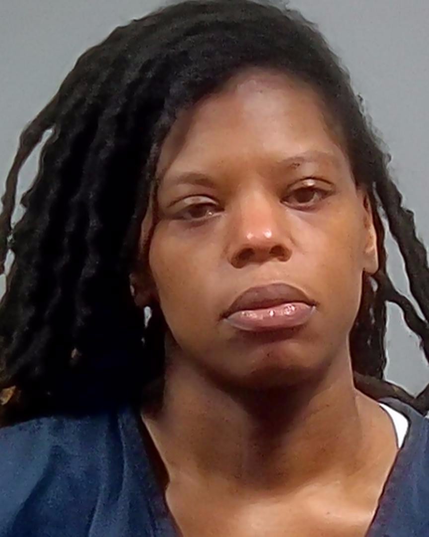 Booking photo of Shantae Warren