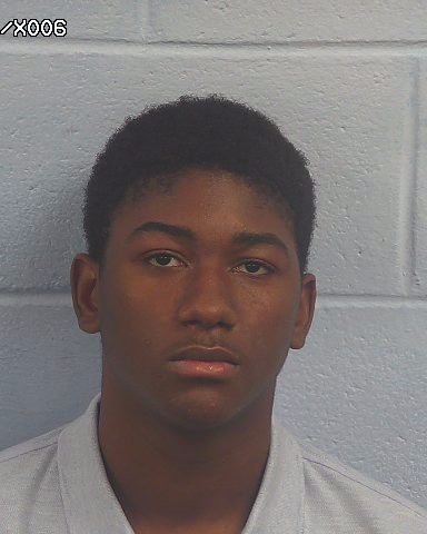 Booking photo of Khiylen Bush