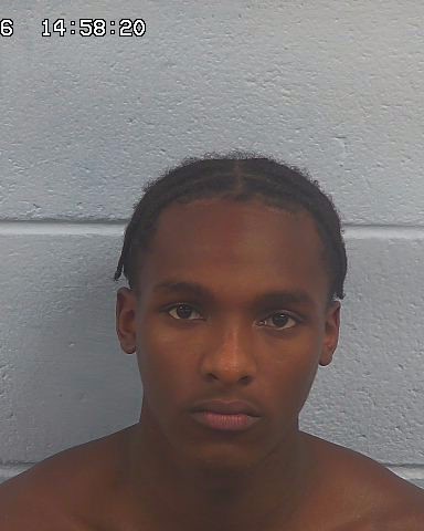 Booking photo of Kingston Reaves