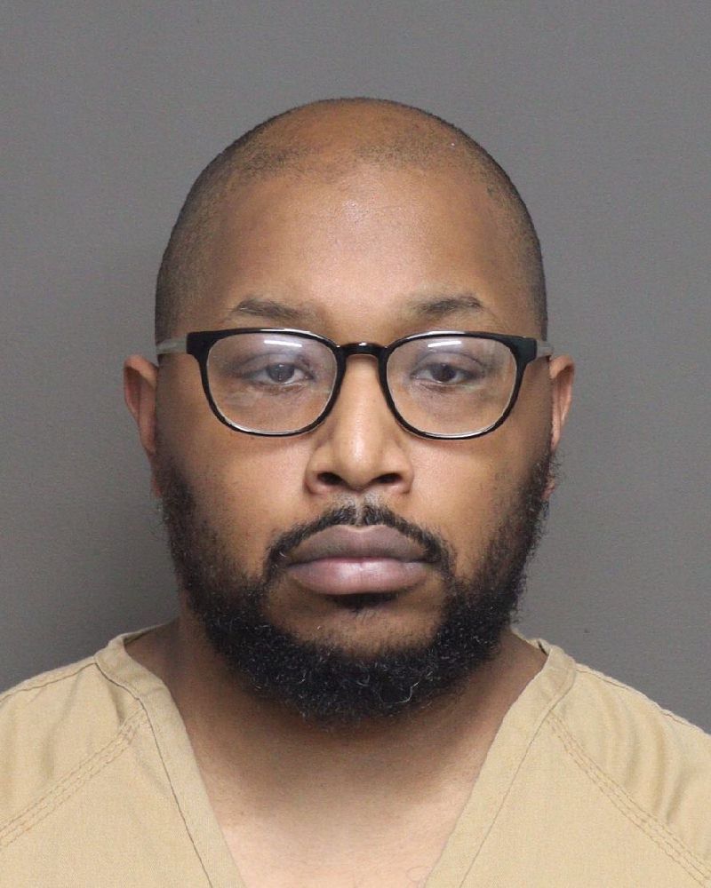 Booking photo of Neil Roy Brown