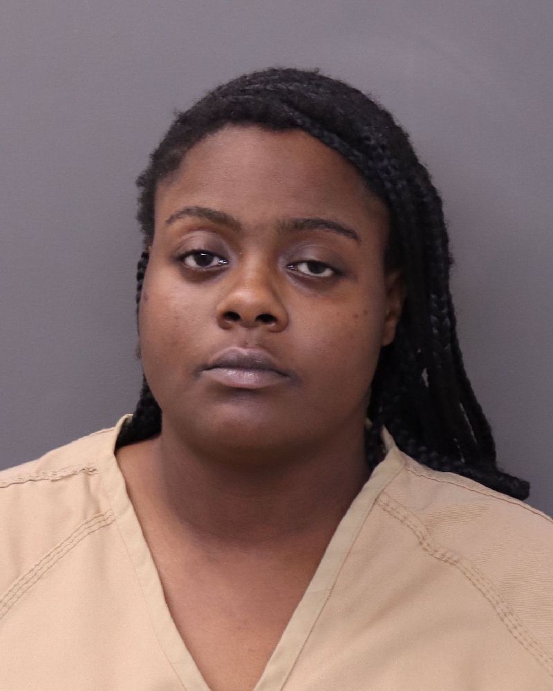 Booking photo of Saphire Monae Thomas