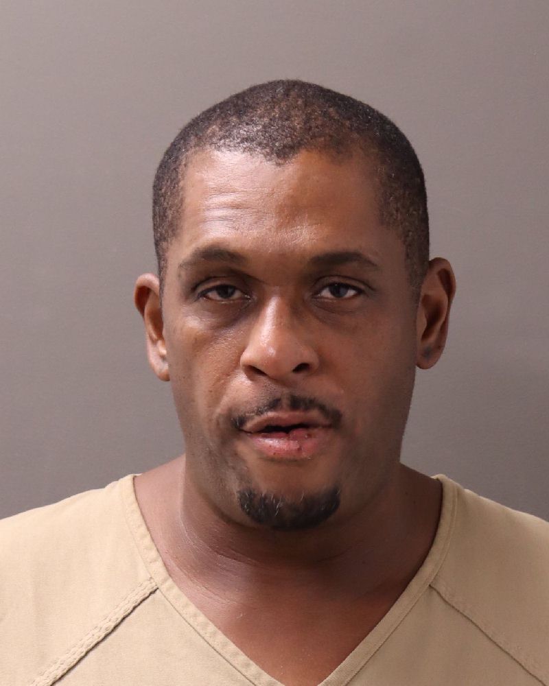 Booking photo of Damon Robinson