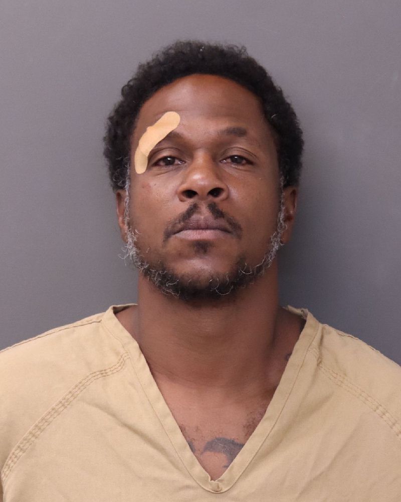 Booking photo of Jarryan Darquis Mcknight