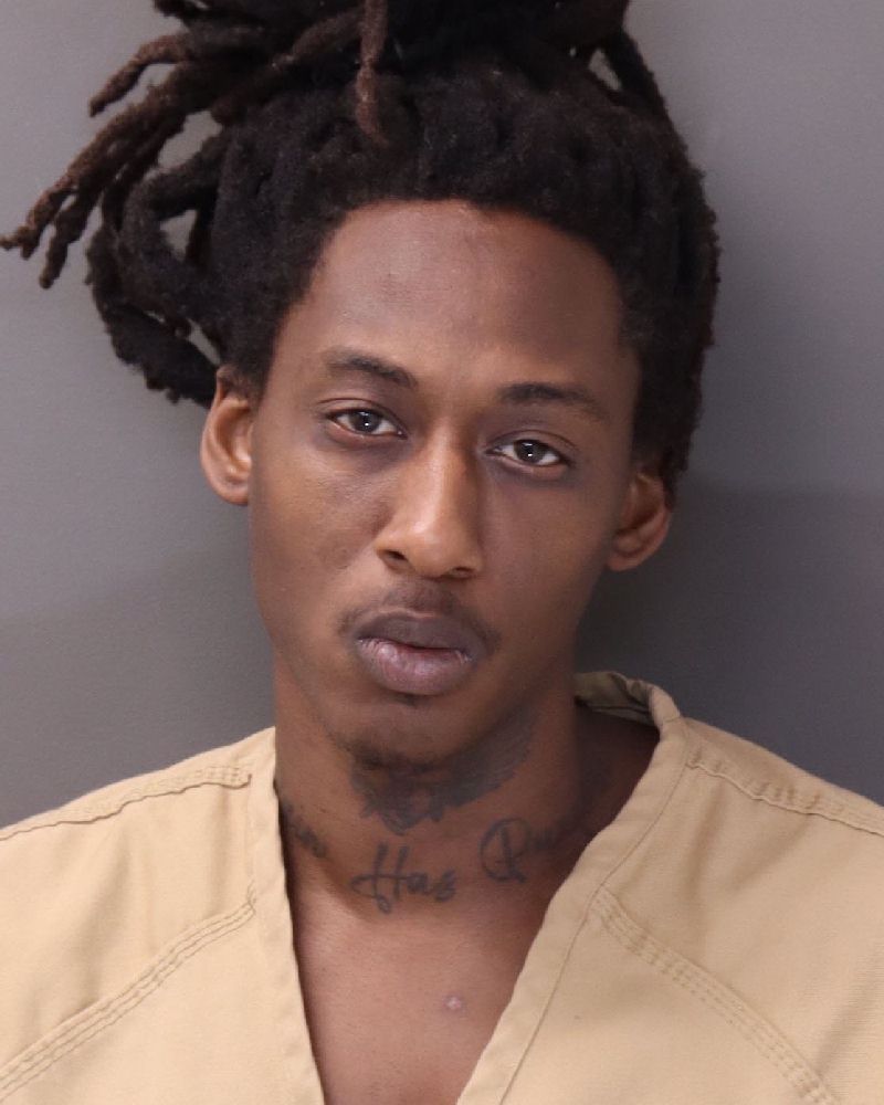 Booking photo of Malachi E Huitt